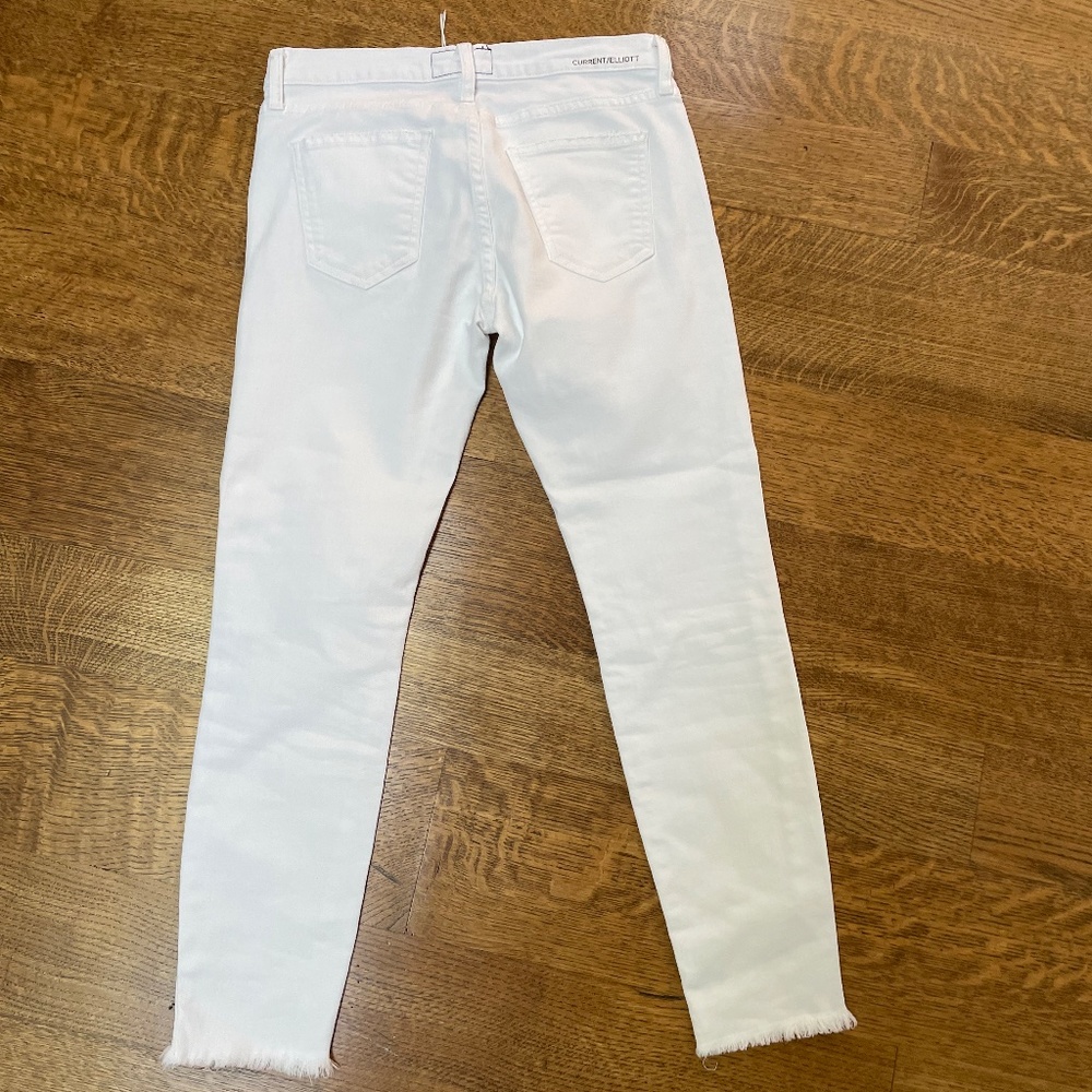 Current/Elliott-size 26- distressed knees - Picture 6 of 9